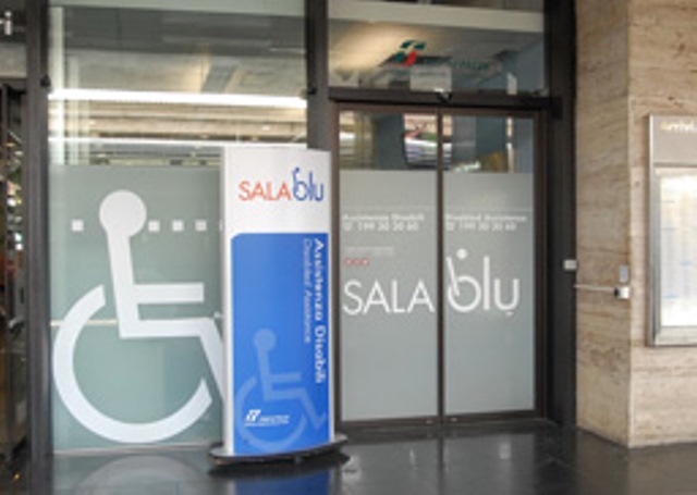 outside Sala Blu Roma Termini station